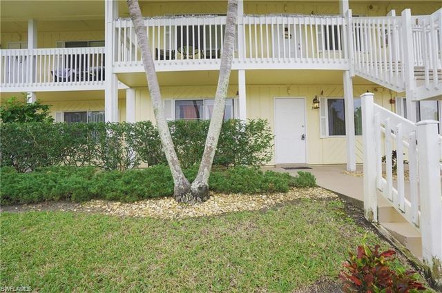 4635 Bayshore DR # P7, Naples, FL 34112