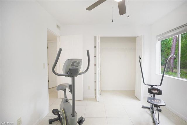 4635 Bayshore DR # P7, Naples, FL 34112