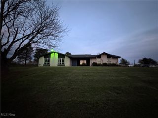 67831 Hill N Dale Drive, St Clairsville, OH 43950