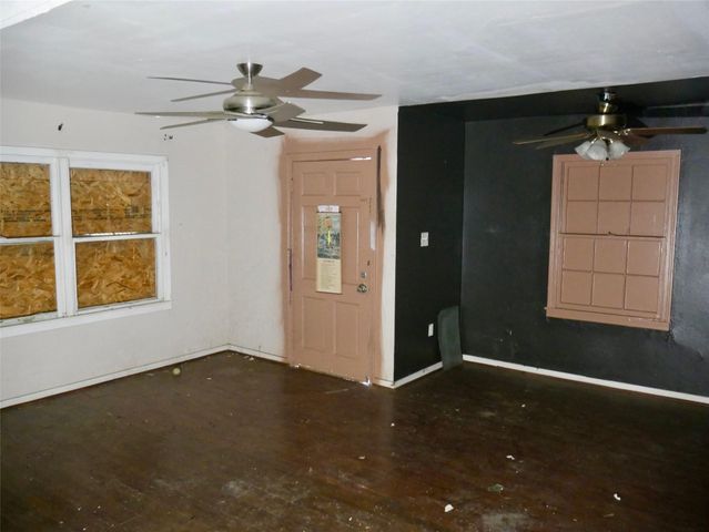5221 Malmedy Road, Houston, TX 77033