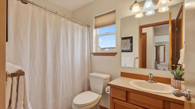 4506 N Locust Ct, Spokane Valley, WA 99206