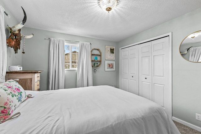 3065 Griffin Creek Road, Medford, OR 97501