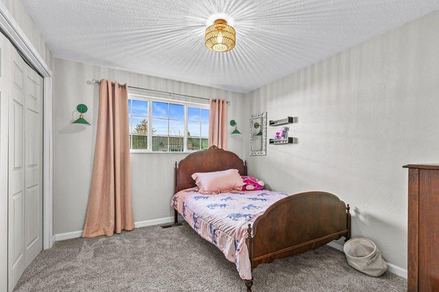 3065 Griffin Creek Road, Medford, OR 97501