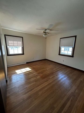 8 Patterson, Westfield, MA 01085