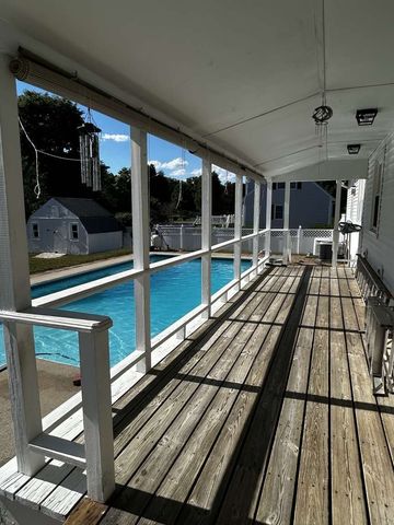 8 Patterson, Westfield, MA 01085