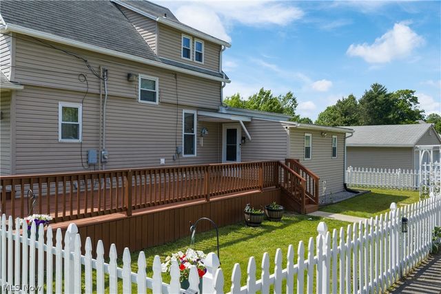 18464 5th Street, Beloit, OH 44609