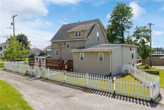 18464 5th Street, Beloit, OH 44609