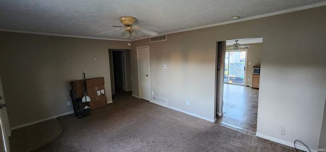 910 W Borley Avenue, Mishawaka, IN 46545