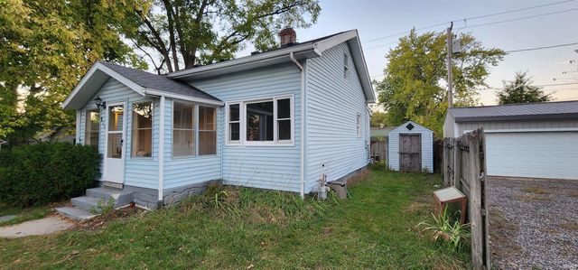 910 W Borley Avenue, Mishawaka, IN 46545
