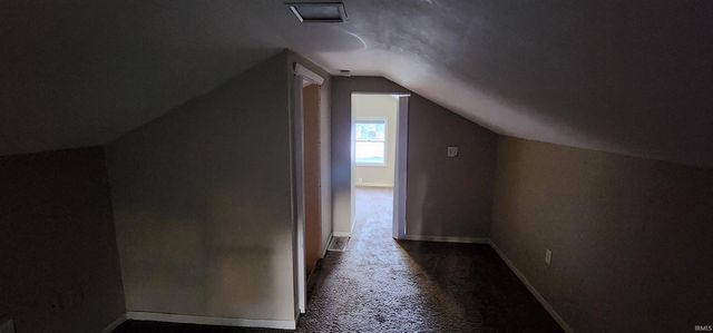 910 W Borley Avenue, Mishawaka, IN 46545
