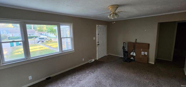 910 W Borley Avenue, Mishawaka, IN 46545