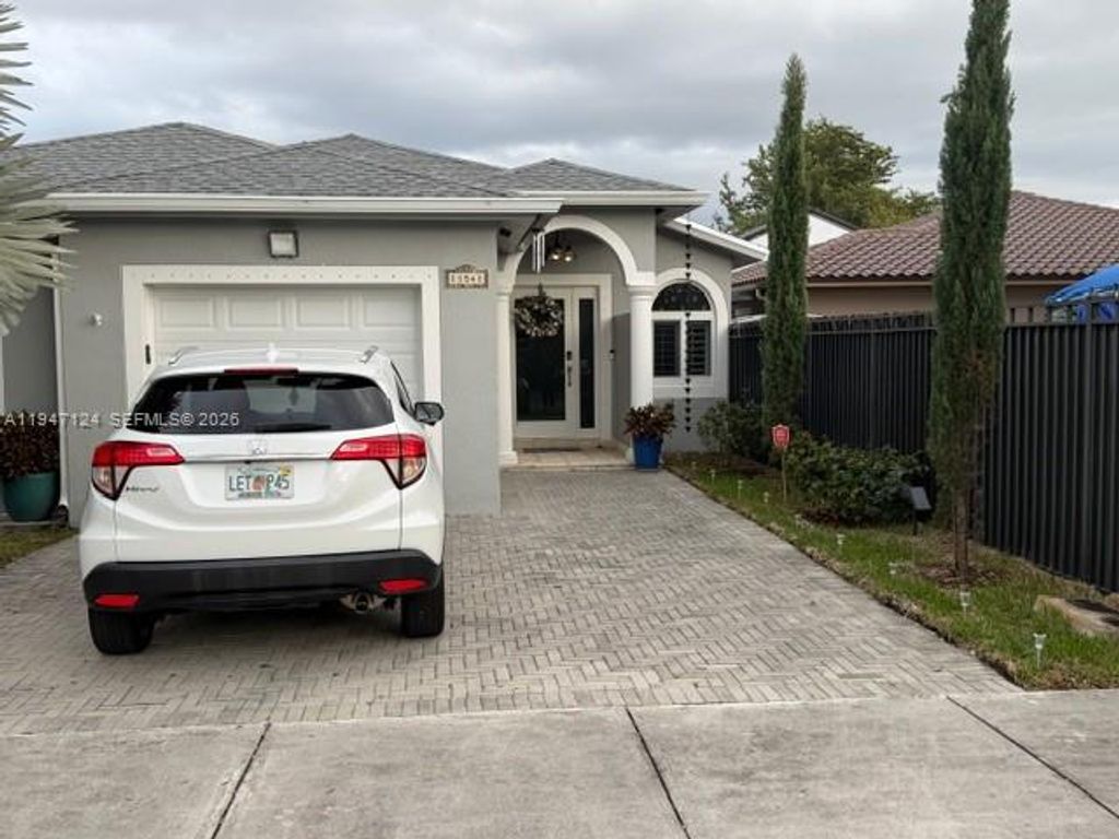 11541 SW 142nd Place, Miami, FL 33186