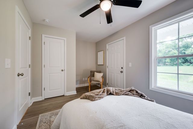 425 Via Drive, Clarksville, TN 37043