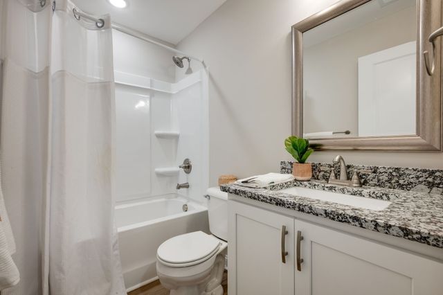 425 Via Drive, Clarksville, TN 37043