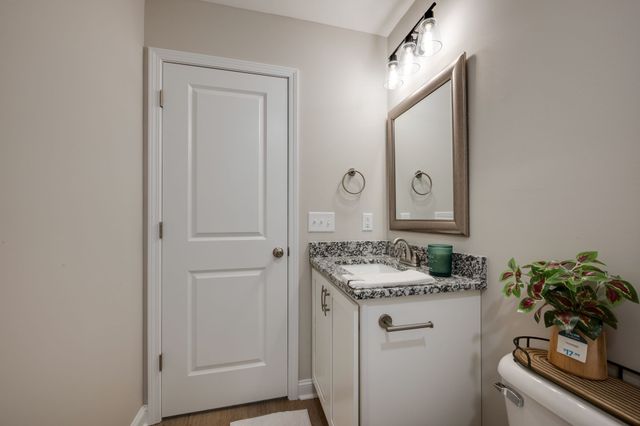 425 Via Drive, Clarksville, TN 37043