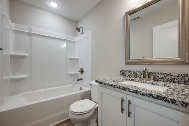 425 Via Drive, Clarksville, TN 37043