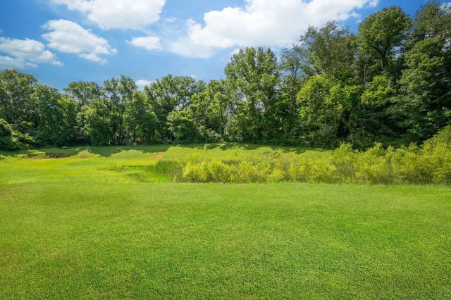 425 Via Drive, Clarksville, TN 37043