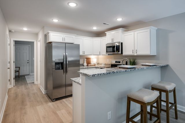 425 Via Drive, Clarksville, TN 37043