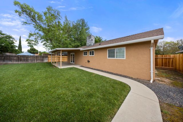 2021 Ellison Dr, Modesto, CA 95355