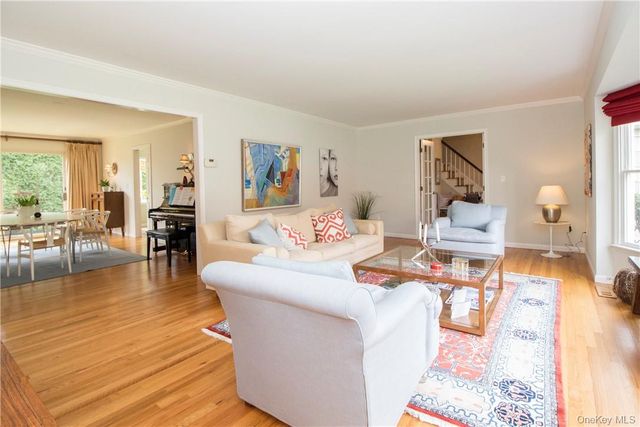 4 Dalphin Drive, Rye, NY 10580