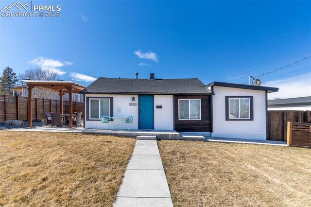 2201 W Warren Avenue, Englewood, CO 80110