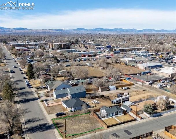 2201 W Warren Avenue, Englewood, CO 80110