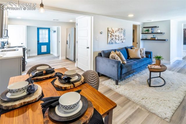 2201 W Warren Avenue, Englewood, CO 80110