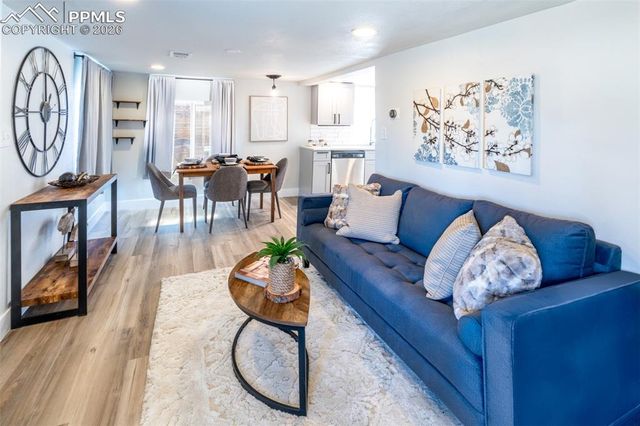2201 W Warren Avenue, Englewood, CO 80110