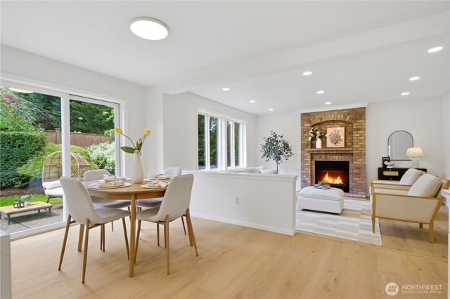 1527 233rd Place NE, Sammamish, WA 98074