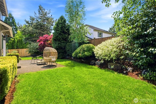 1527 233rd Place NE, Sammamish, WA 98074
