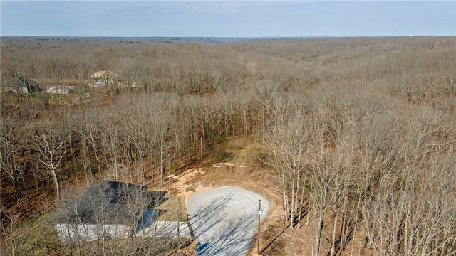 Chatham Drive, Bella Vista, AR 72714