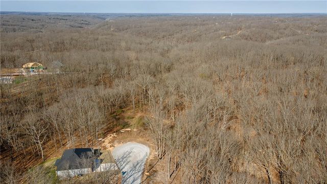 Chatham Drive, Bella Vista, AR 72714
