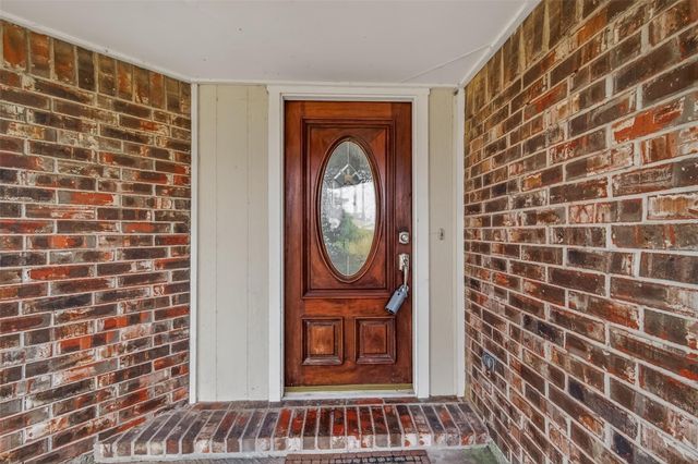 10615 White Fawn Drive, Houston, TX 77041