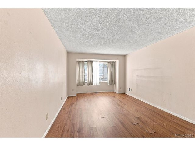 12573 E Pacific Cir E, Aurora, CO 80014