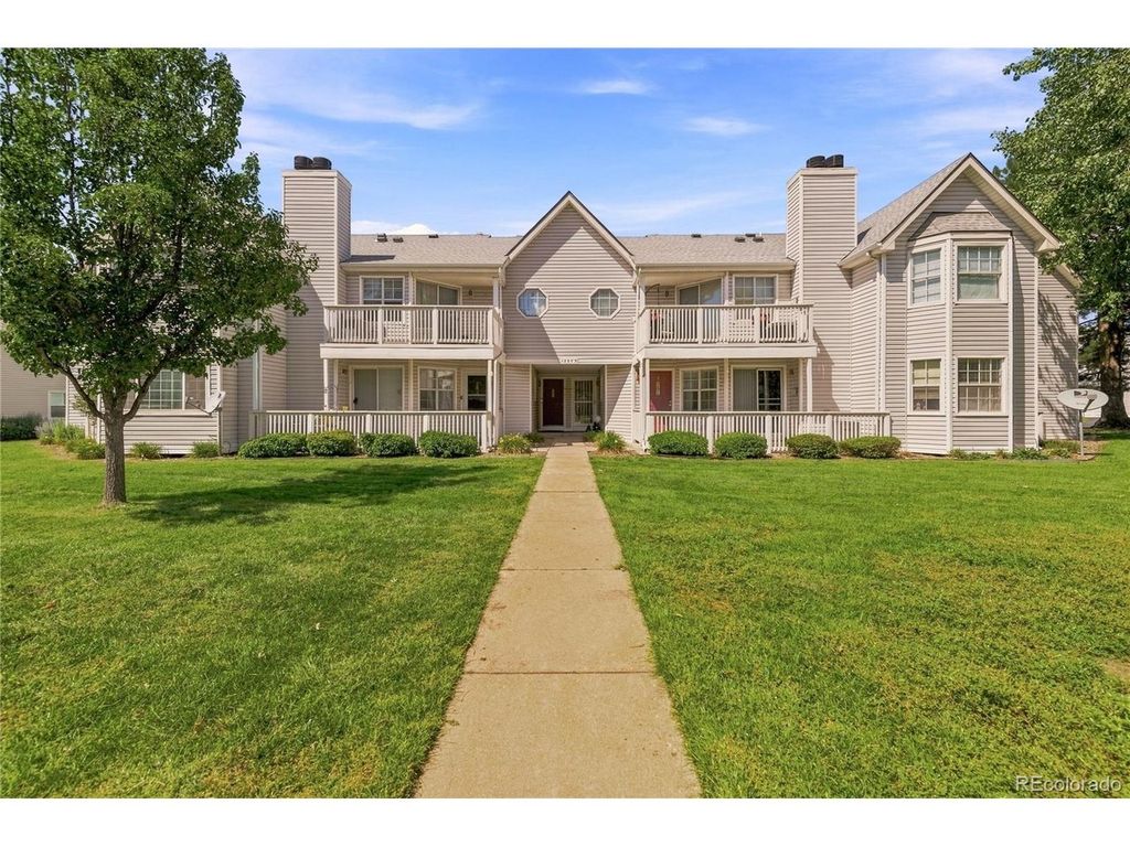 12573 E Pacific Cir E, Aurora, CO 80014