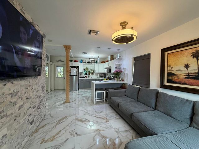 1313 S B Street, Lake Worth Beach, FL 33460