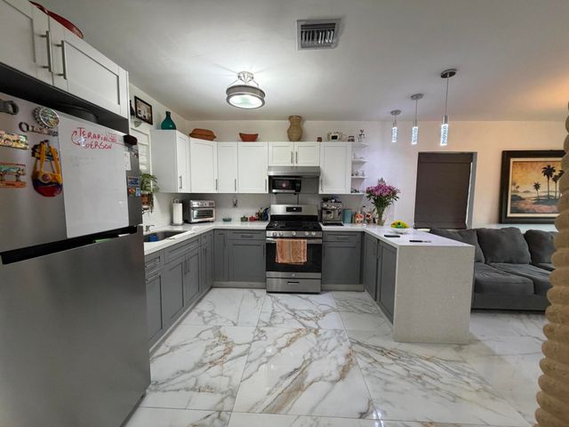 1313 S B Street, Lake Worth Beach, FL 33460