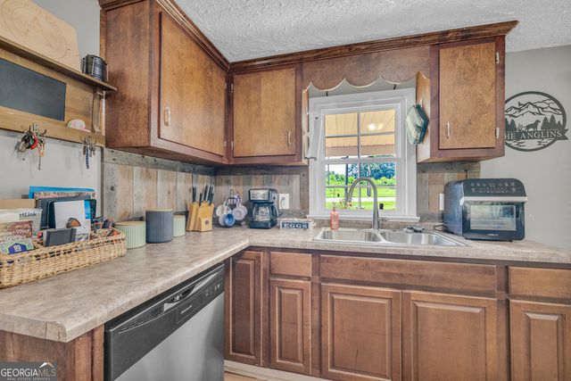 4119 Highway 106 N, Danielsville, GA 30633