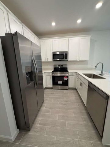 3692 SE 37TH COURT, Ocala, FL 34480