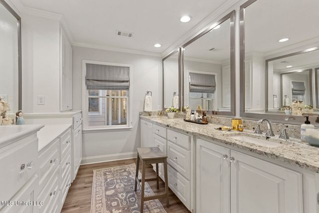 4465 Wedgewood Street, Jackson, MS 39211