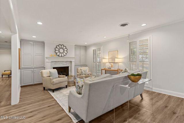 4465 Wedgewood Street, Jackson, MS 39211