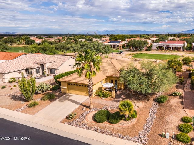 1821 E Redstart Road, Green Valley, AZ 85614