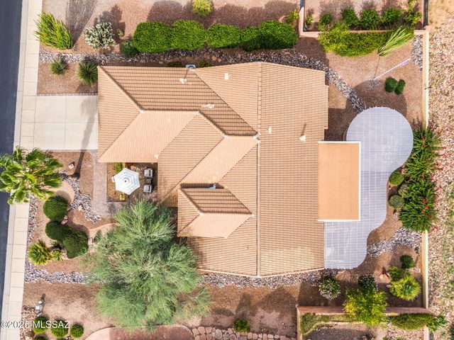 1821 E Redstart Road, Green Valley, AZ 85614