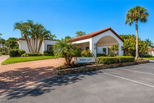 1056 Forest Lakes DR A201, Naples, FL 34105