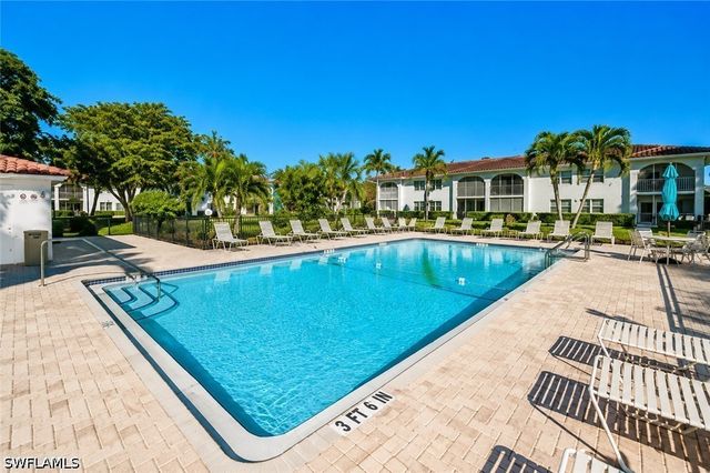 1056 Forest Lakes DR A201, Naples, FL 34105