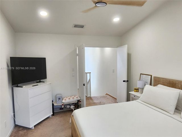 11763 NW 11th St, Pembroke Pines, FL 33026