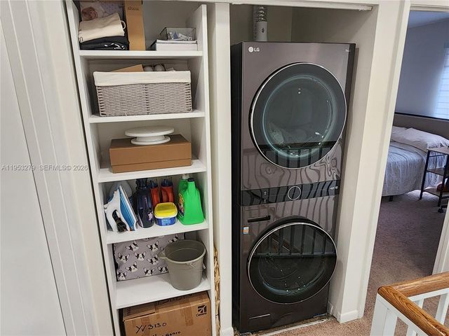 11763 NW 11th St, Pembroke Pines, FL 33026