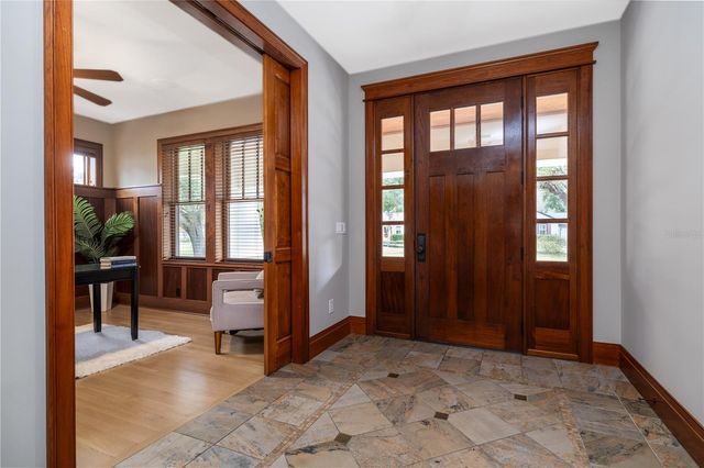 1612 E WASHINGTON STREET, Orlando, FL 32803