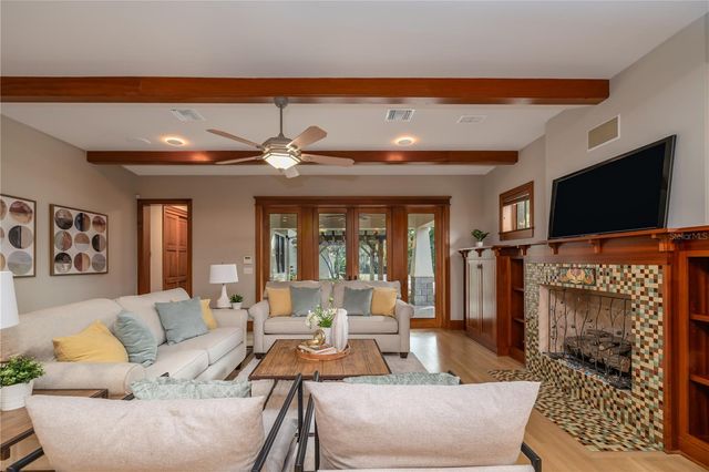 1612 E WASHINGTON STREET, Orlando, FL 32803