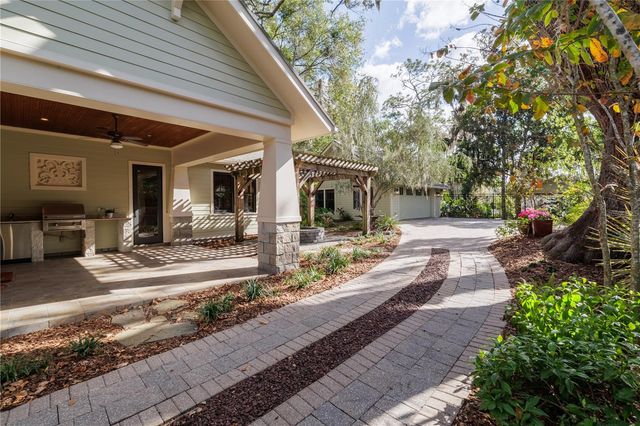 1612 E WASHINGTON STREET, Orlando, FL 32803